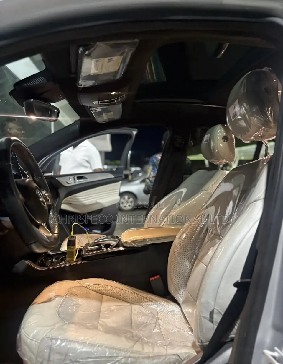 Mercedes-Benz GLE-Class 2016 Silver