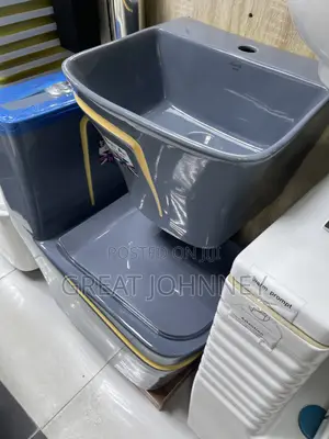 Luxury Water Closet (Wc)