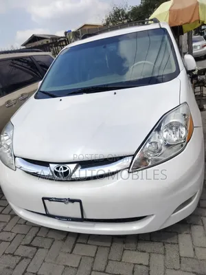 Toyota Sienna 2007 White