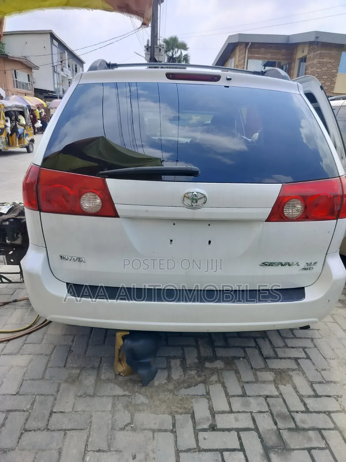 Toyota Sienna 2007 White