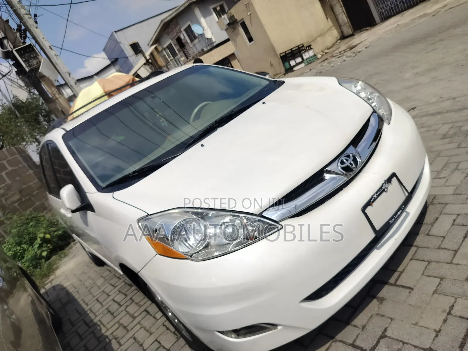 Toyota Sienna 2007 White