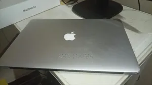 Laptop Apple MacBook Pro 2015 16GB SSD 256GB