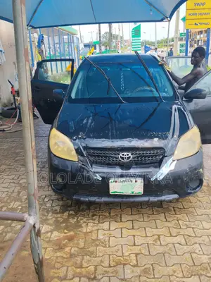 Toyota Matrix Hatchback FWD (1.8L 4cyl 5M) 2007 Black