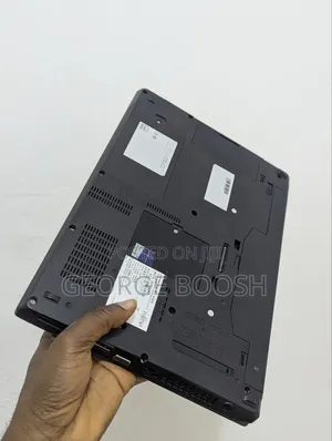 Laptop Fujitsu Lifebook E743 8GB Intel Core i5 SSD 128GB