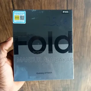 New Samsung Galaxy Z Fold4 256 GB Black