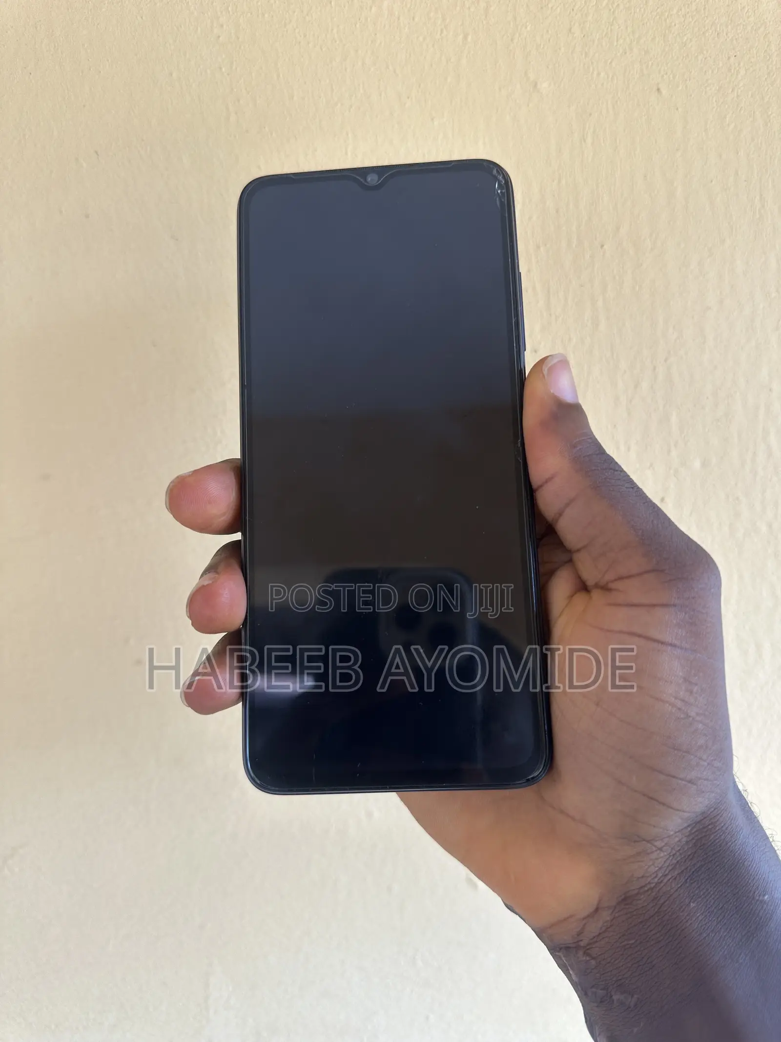 Itel A06 64 GB Black