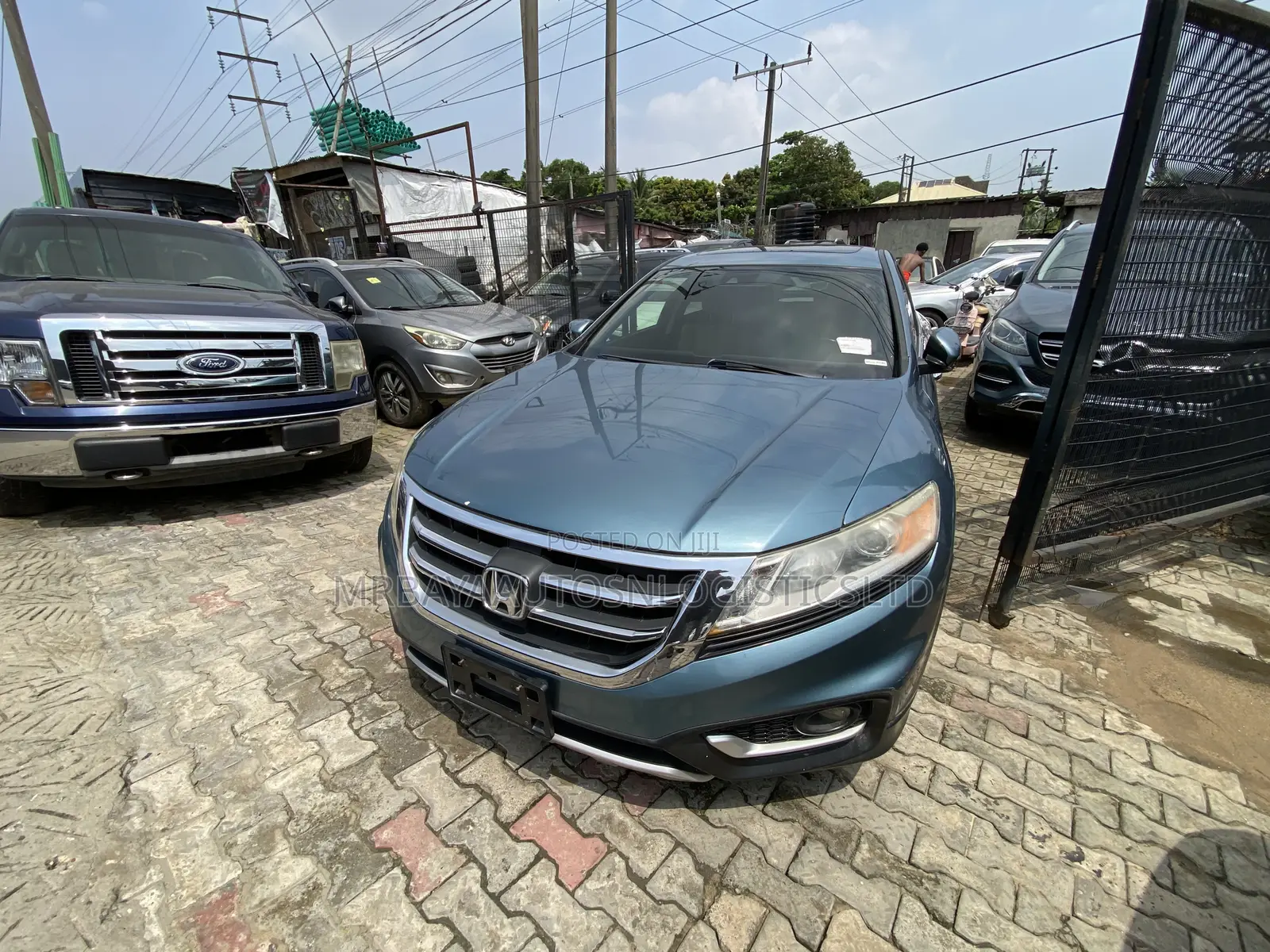 Honda Crosstour 2013 Blue