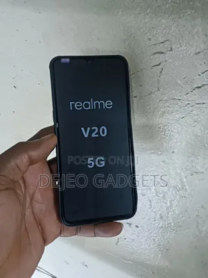 Realme V20 128 GB Black