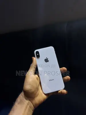 Apple iPhone X 64 GB White