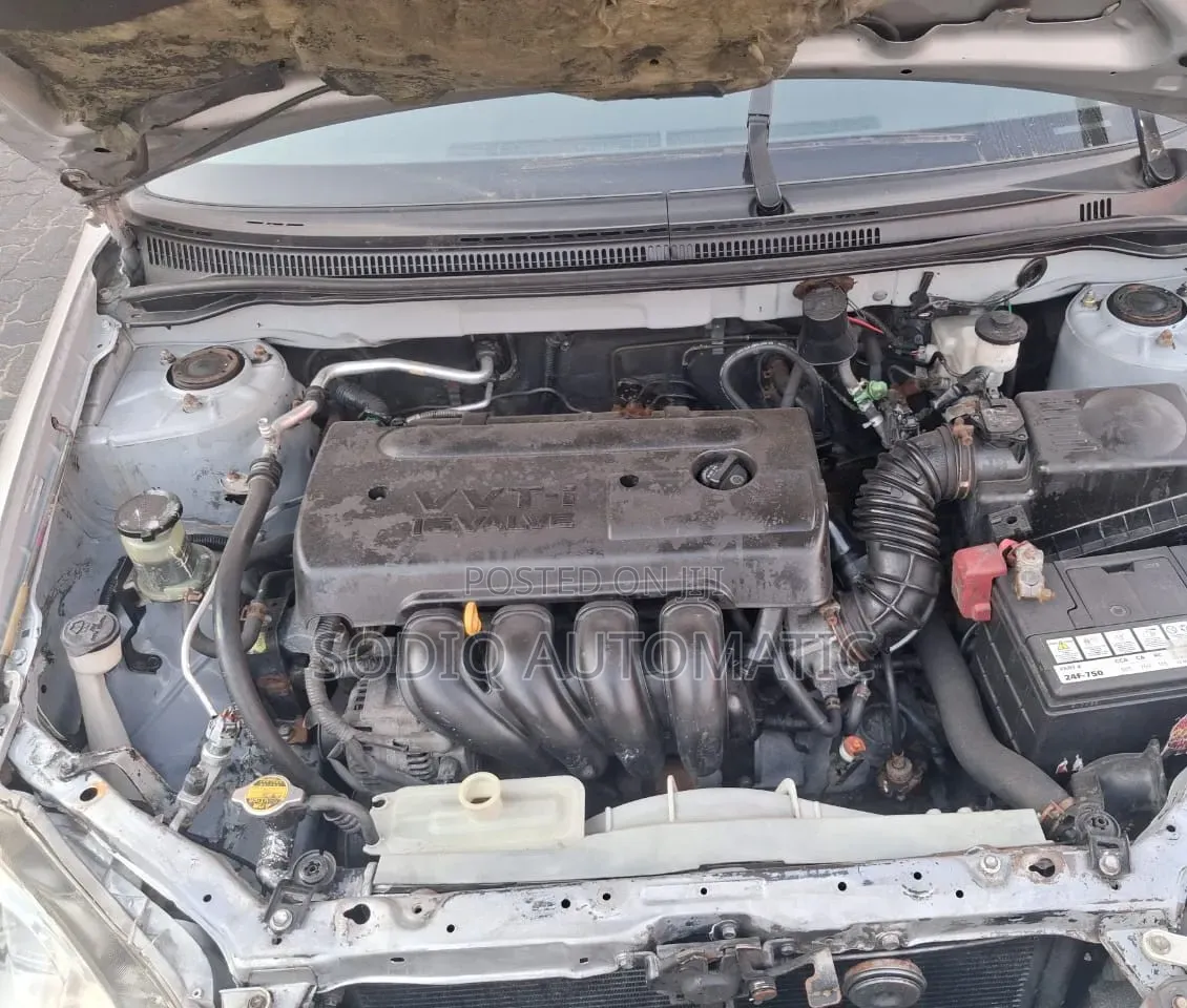 Toyota Corolla LE 2006 Silver
