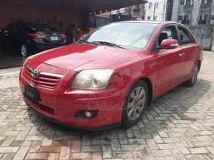 Toyota Avensis 2008 Red