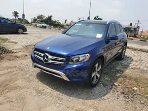 Mercedes-Benz GLC-Class 2016 Blue