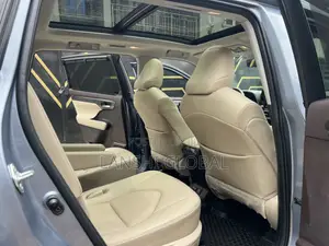 Toyota Highlander Platinum AWD 2020 Blue