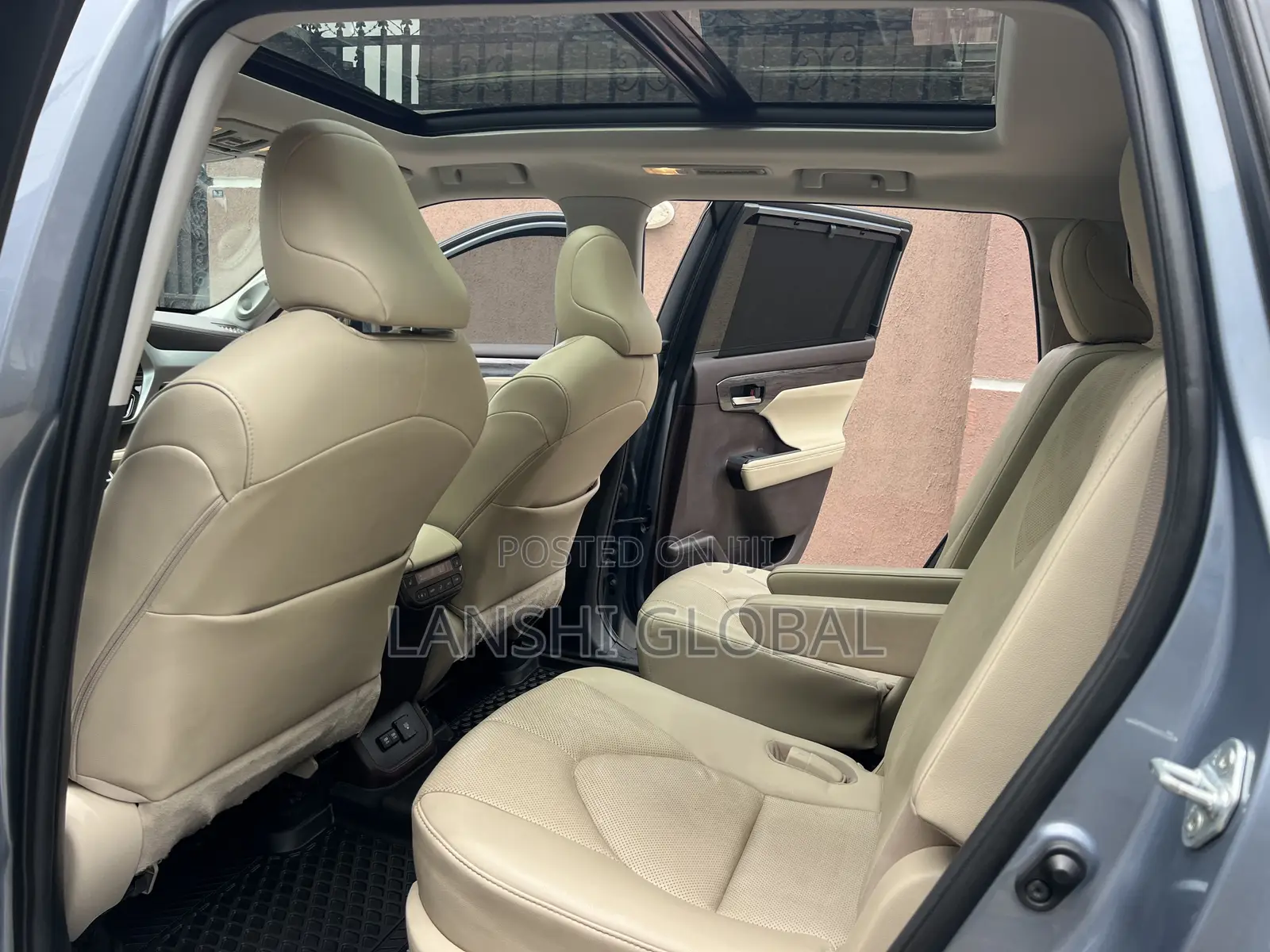 Toyota Highlander Platinum AWD 2020 Blue