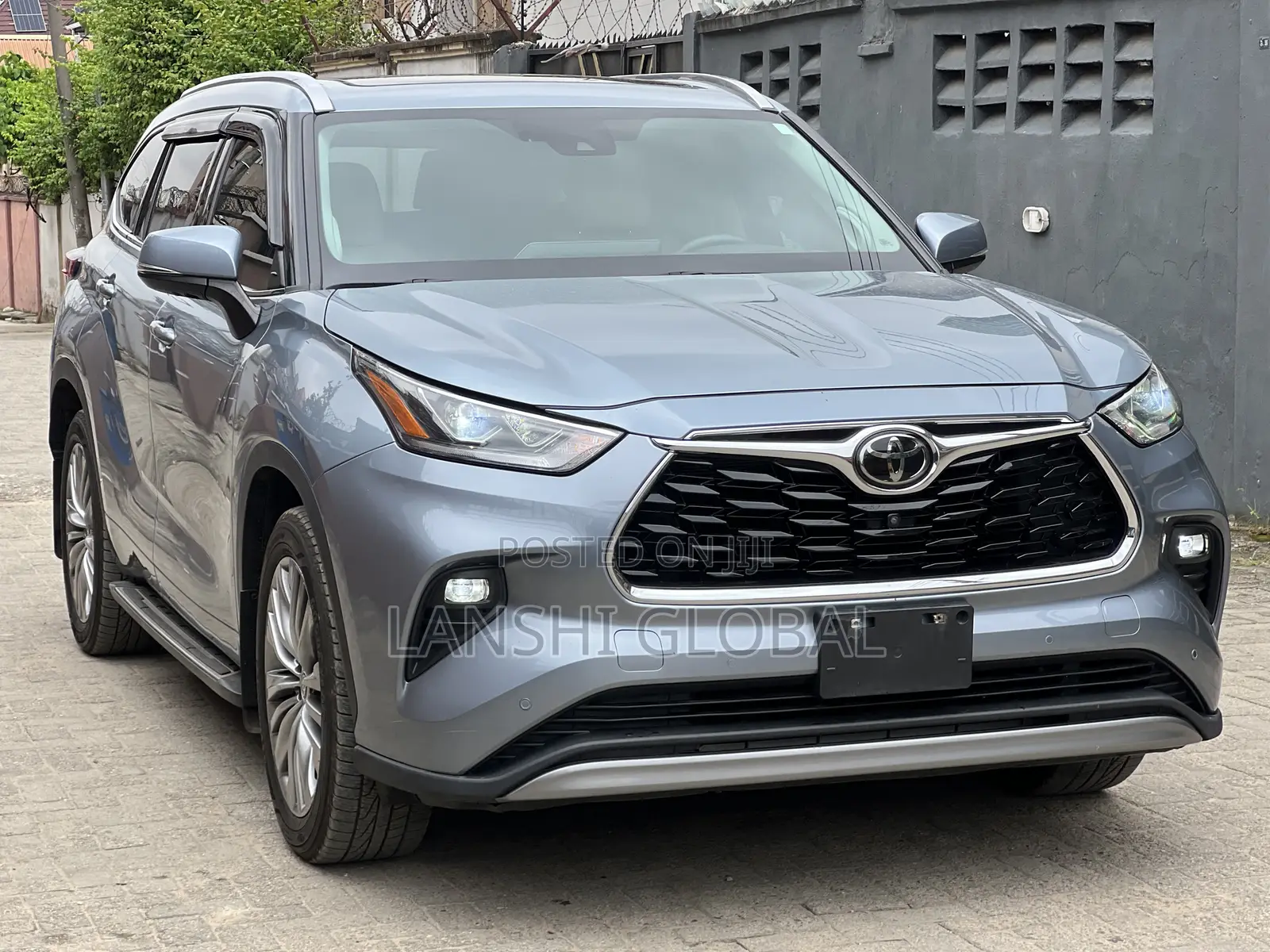 Toyota Highlander Platinum AWD 2020 Blue