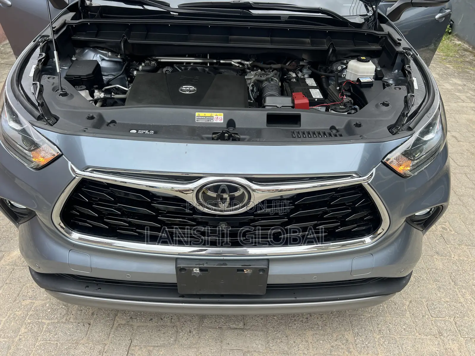 Toyota Highlander Platinum AWD 2020 Blue