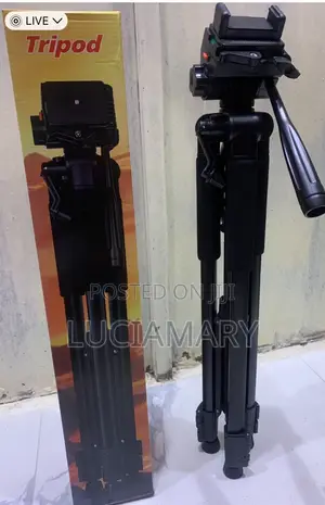 Professional Tripod Stand 640m Height Working Height 610