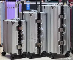 Luggages Box