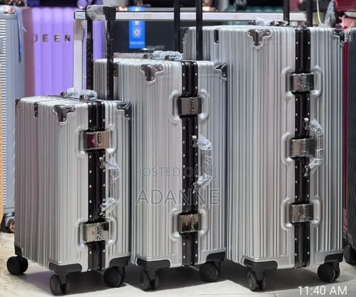 Luggages Box