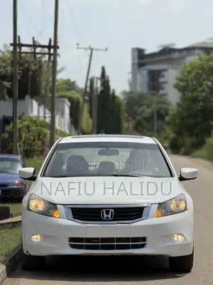 Honda Accord 2009 White