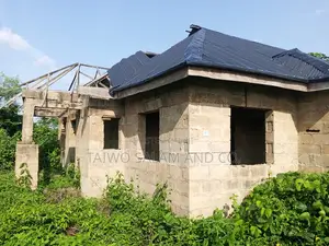 4bdrm Bungalow in Moniya for sale