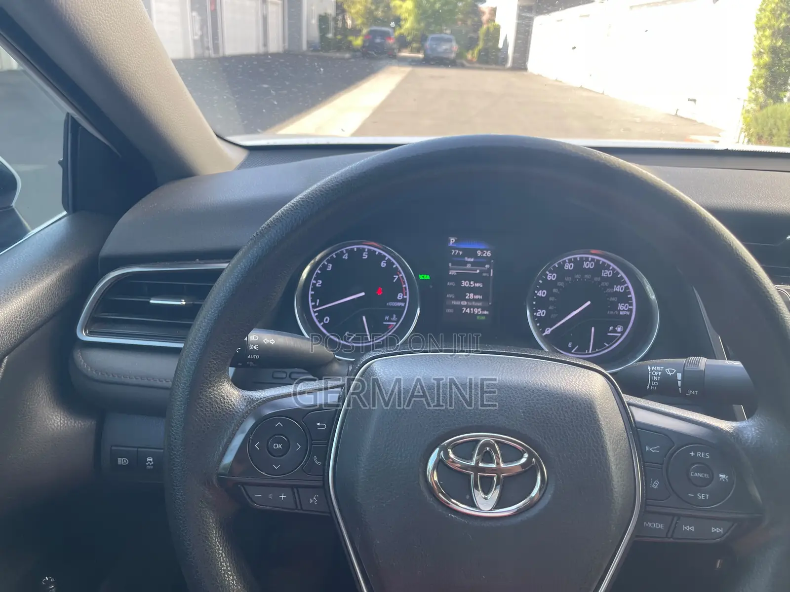 Toyota Corolla LE 2020 White