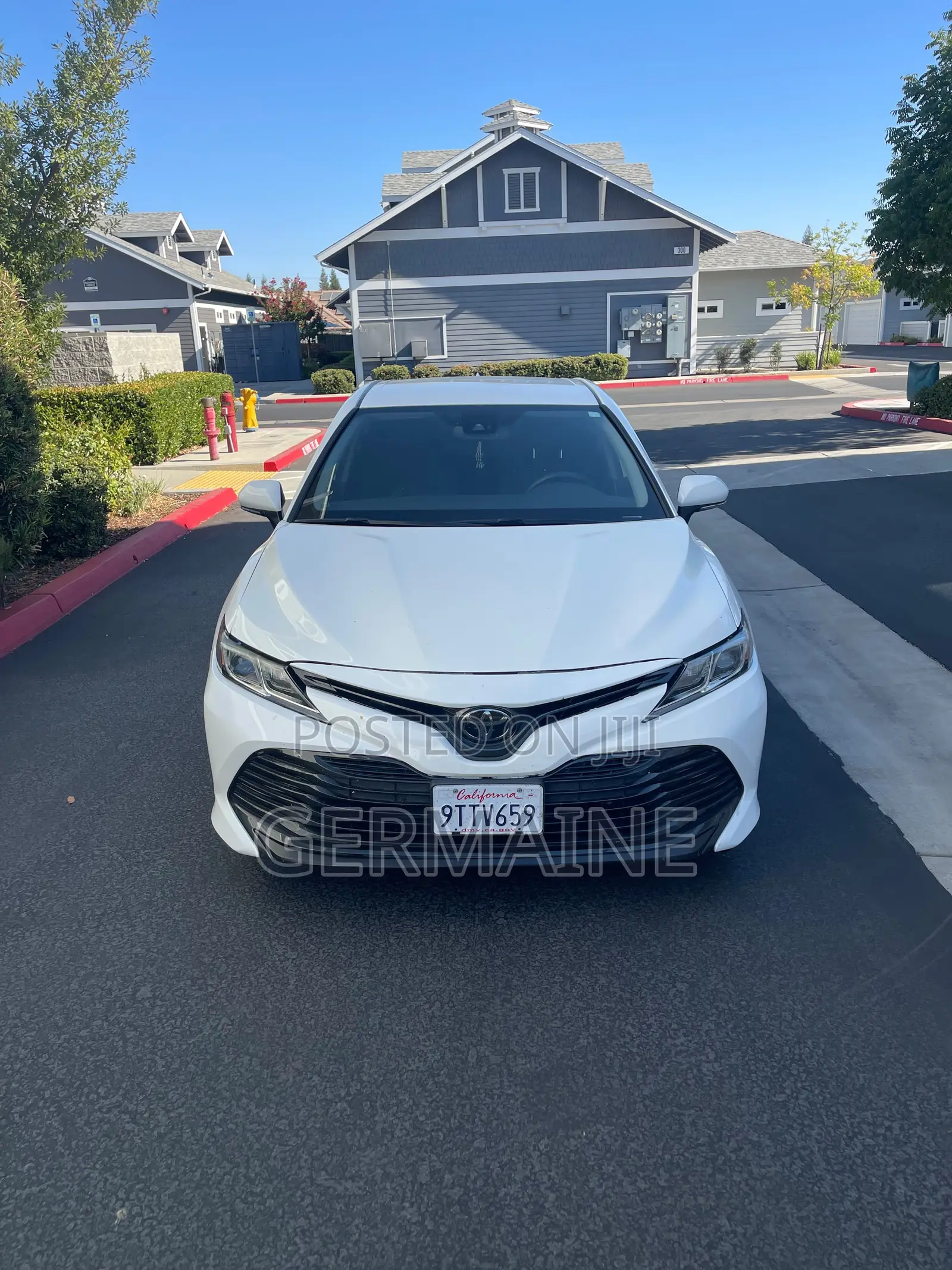 Toyota Corolla LE 2020 White