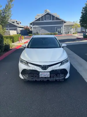 Toyota Corolla LE 2020 White