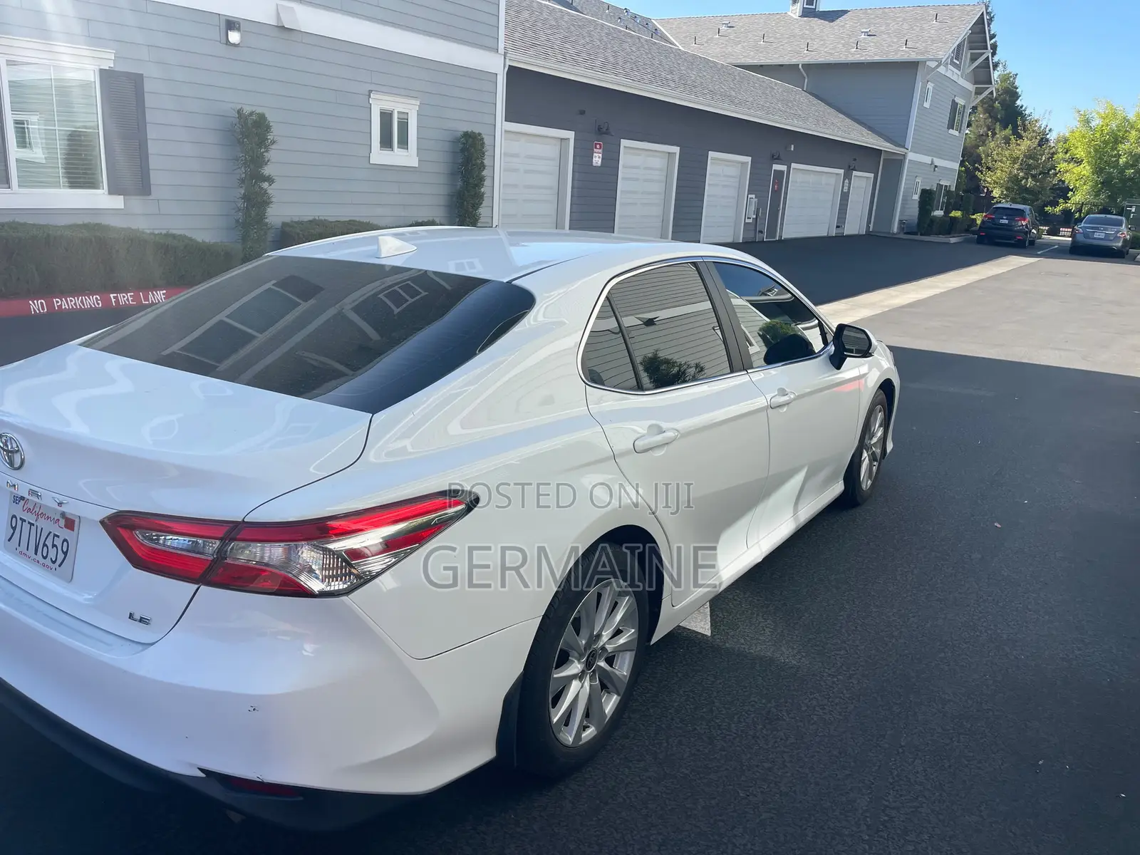 Toyota Corolla LE 2020 White