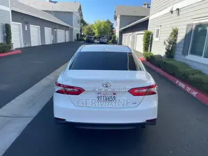 Toyota Corolla LE 2020 White
