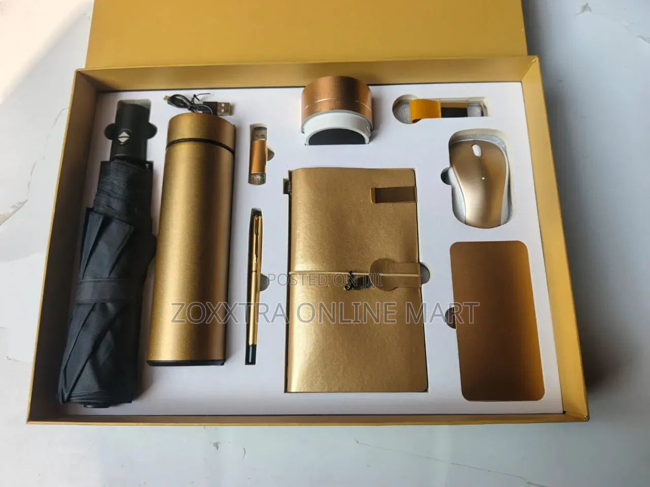 9in1 Corporate Gift Box