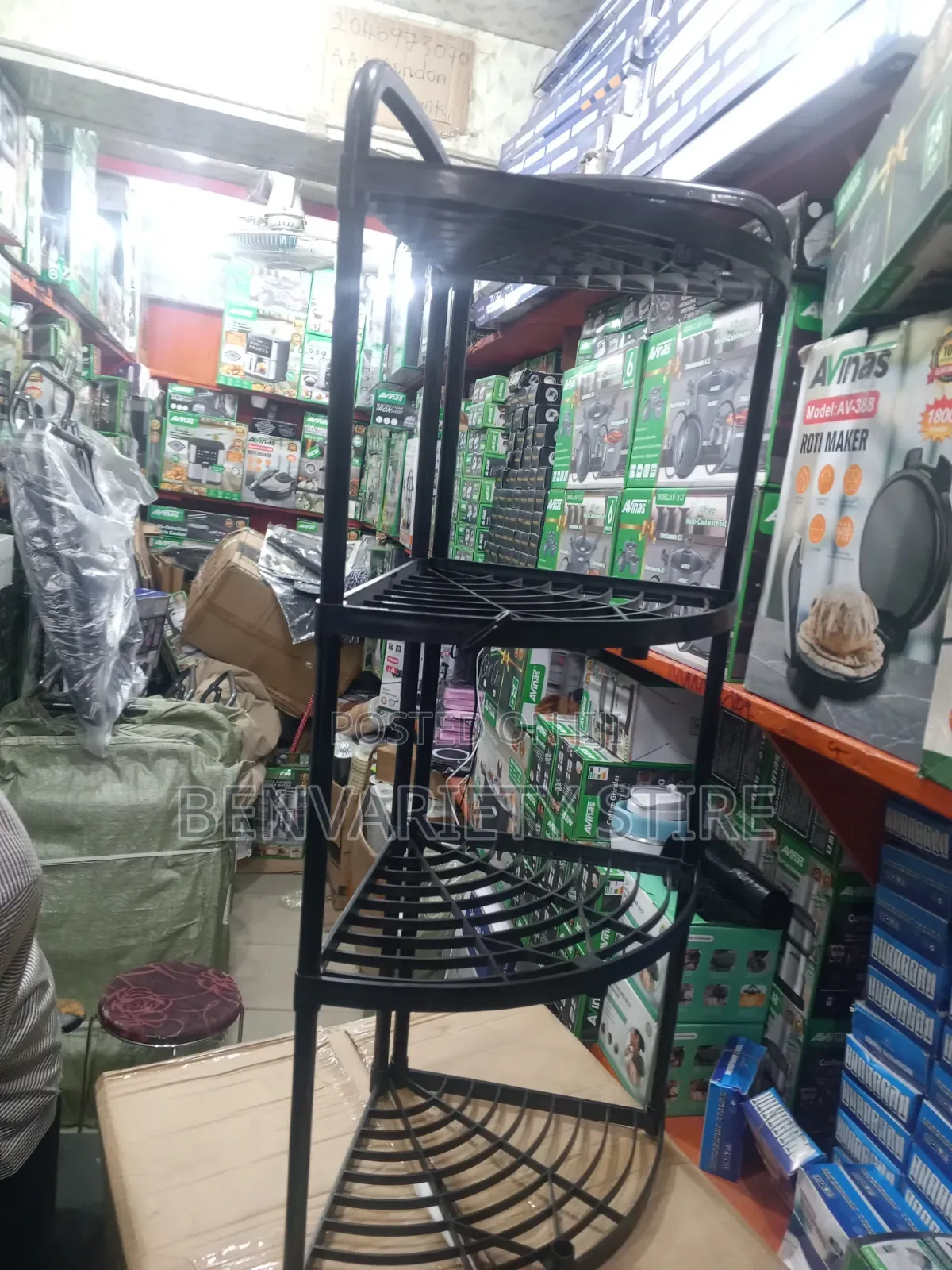 4 Steps Triangle Storage Rack. Corner Storage Rack