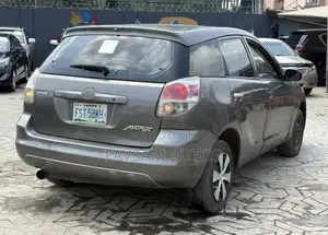 Toyota Matrix 2005 Gray