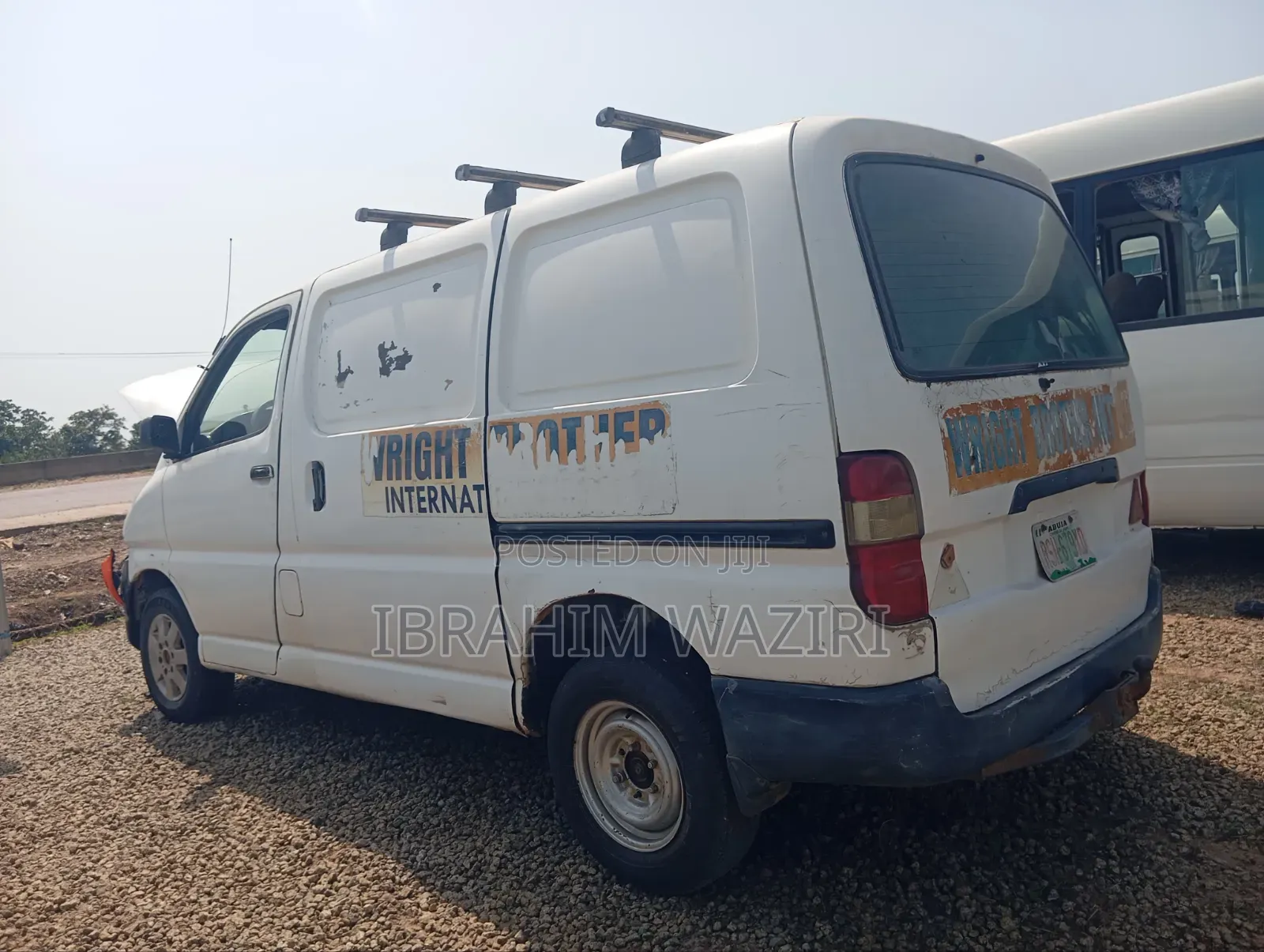 Toyota HiAce 2006 White
