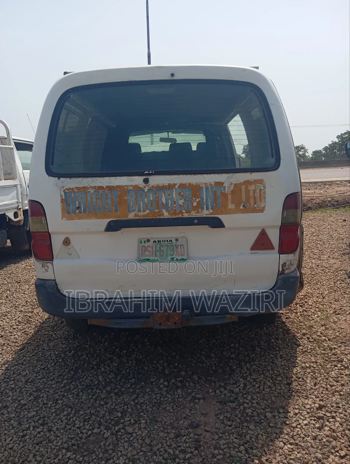 Toyota HiAce 2006 White