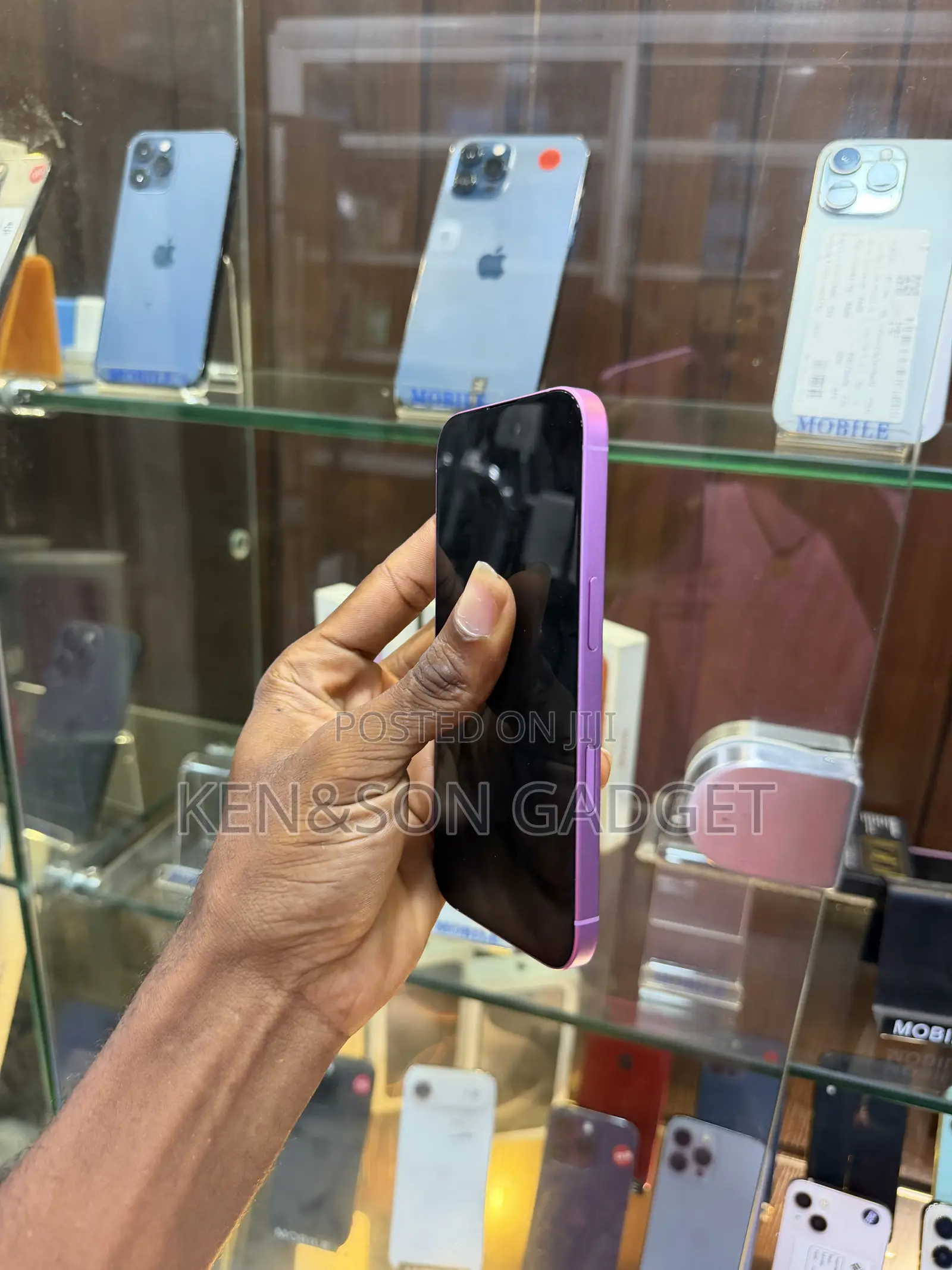 Apple iPhone 16 128 GB Pink