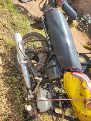 Bajaj Boxer 2019 Red