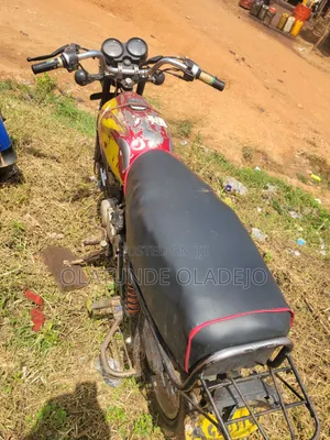 Bajaj Boxer 2019 Red
