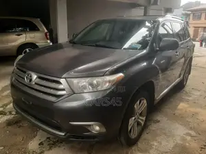 Toyota Highlander 2011 Gray