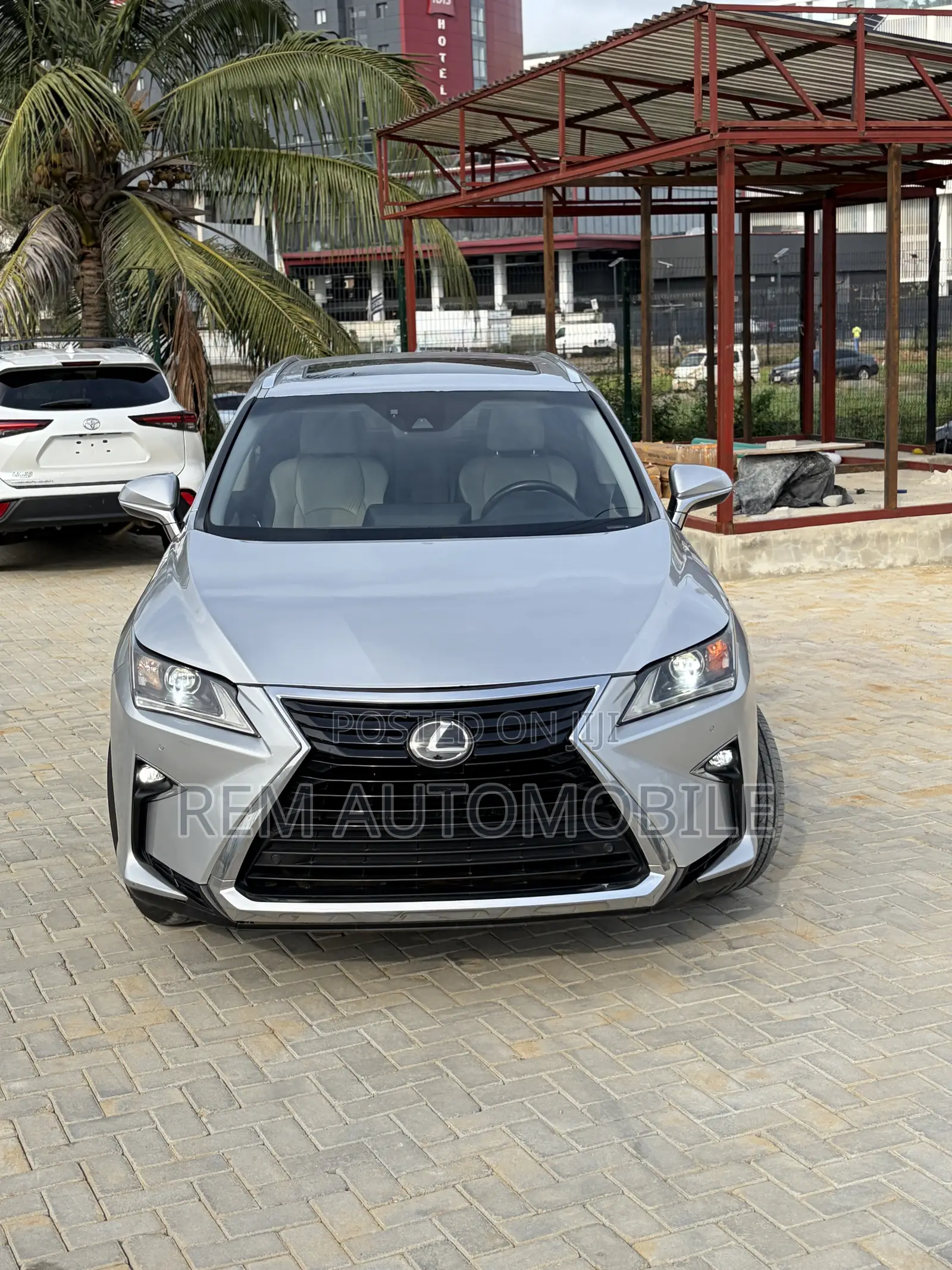 Lexus RX 2018 Silver