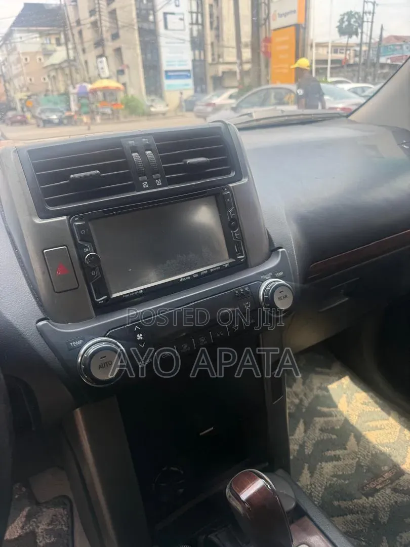 Toyota Land Cruiser Prado 2012 Black