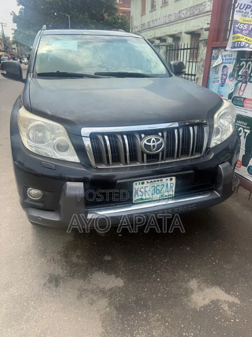 Toyota Land Cruiser Prado 2012 Black