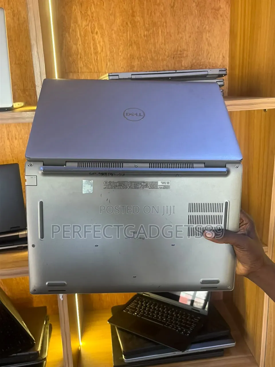 Laptop Dell Precision 3560 16GB Intel Core i5 SSD 512GB