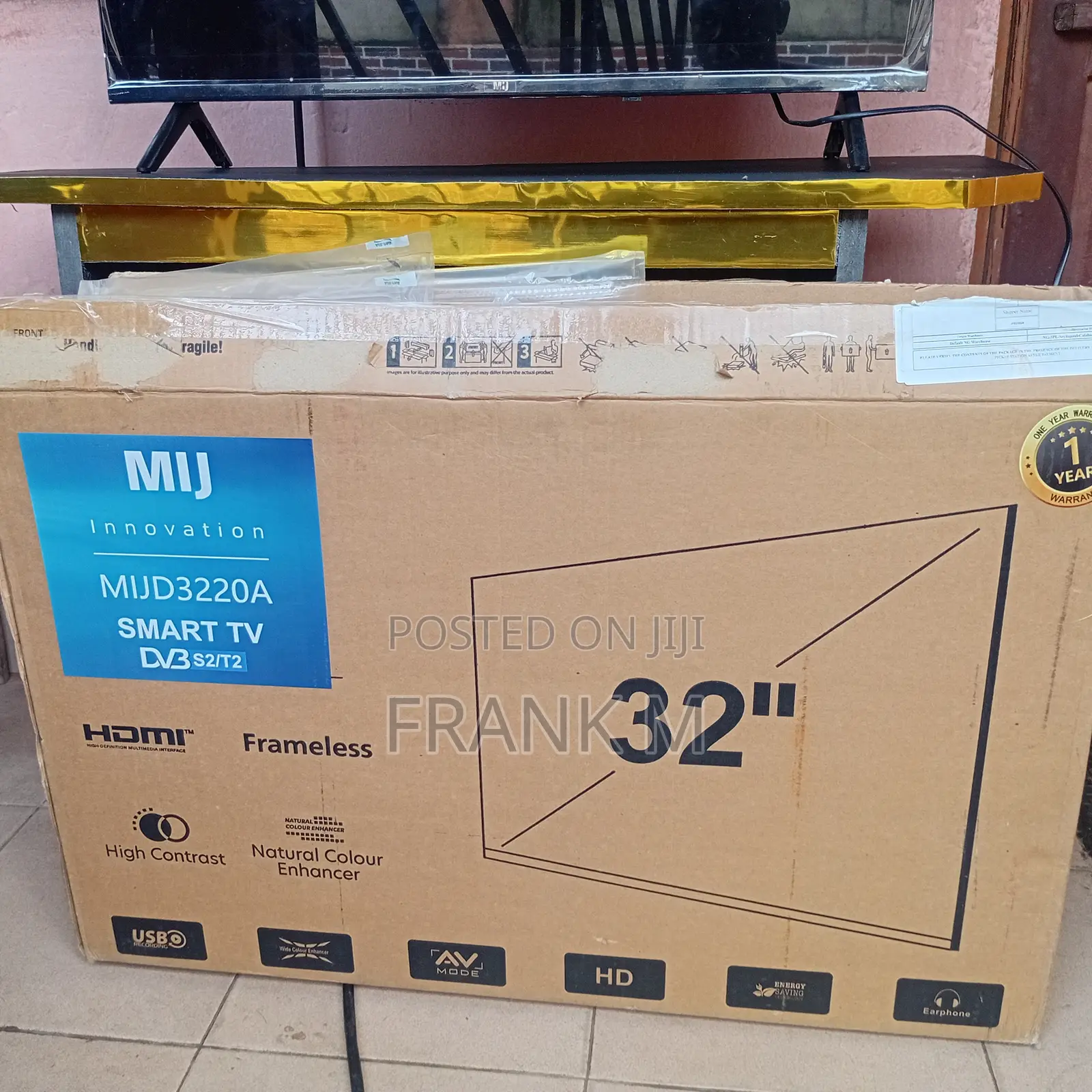 Smart TV Plus Stand