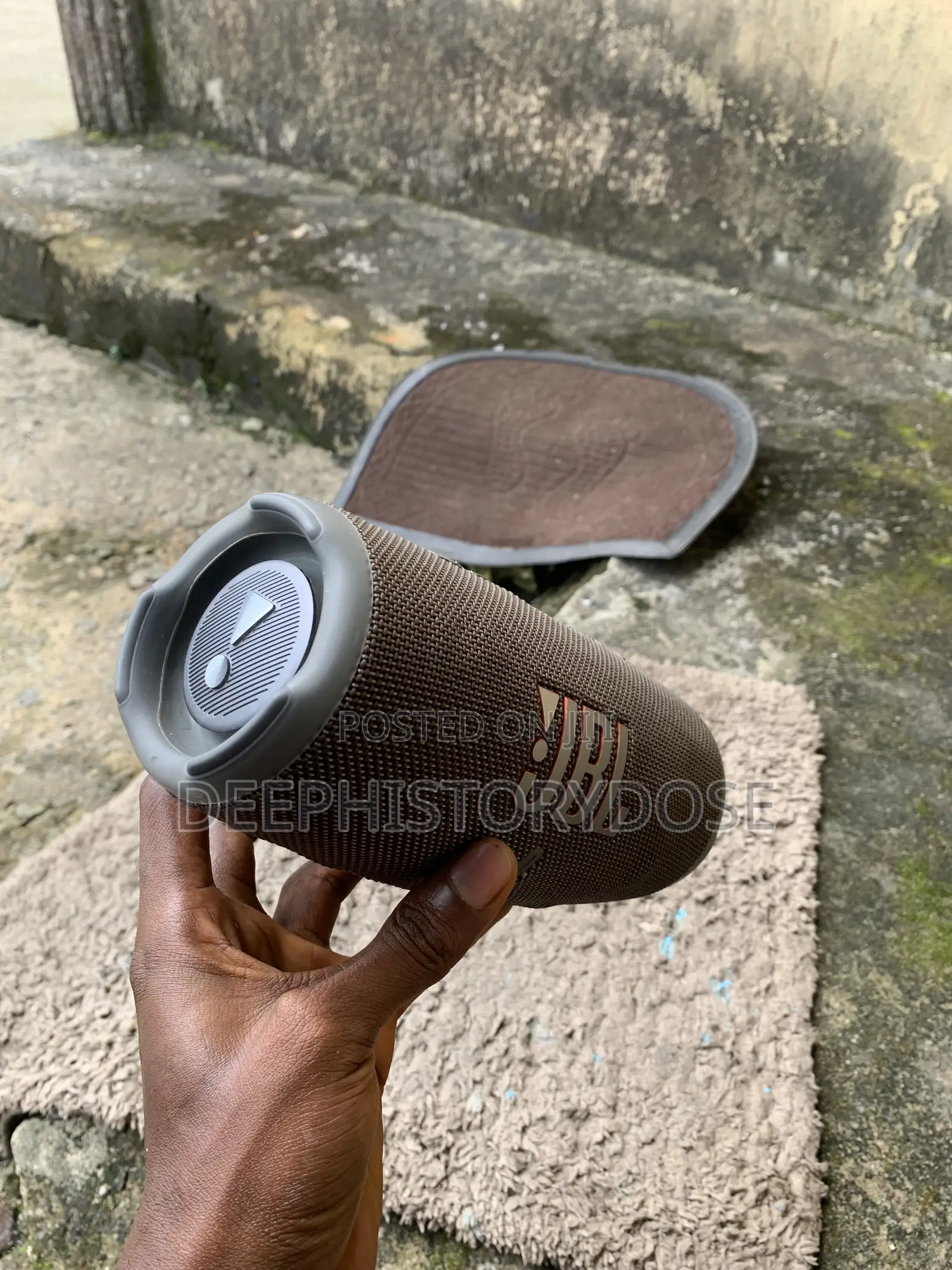 JBL Charge 5