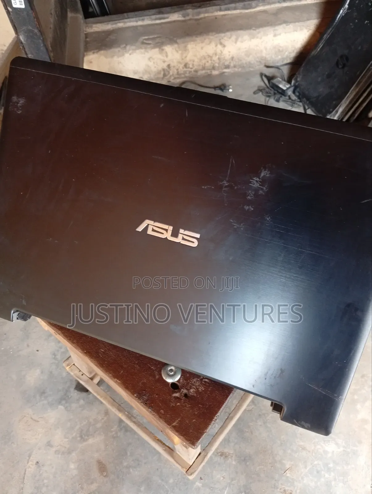 Laptop Asus X555LA 8GB Intel Core i7 HDD 500GB