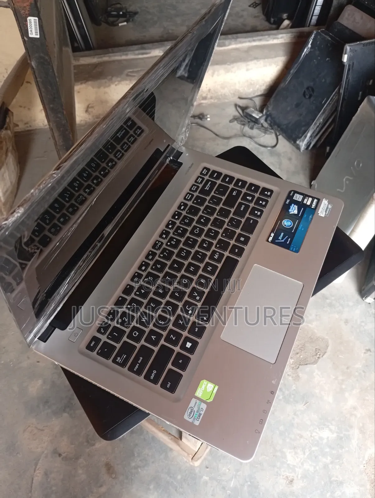 Laptop Asus X555LA 8GB Intel Core i7 HDD 500GB