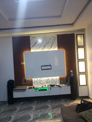 Wall Console