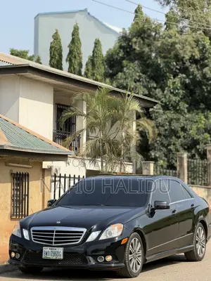 Mercedes-Benz E-Class 2011 Black