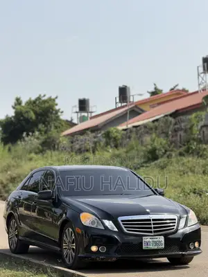 Mercedes-Benz E-Class 2011 Black